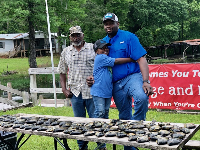 Shellcracker Fishing in Lake Seminole